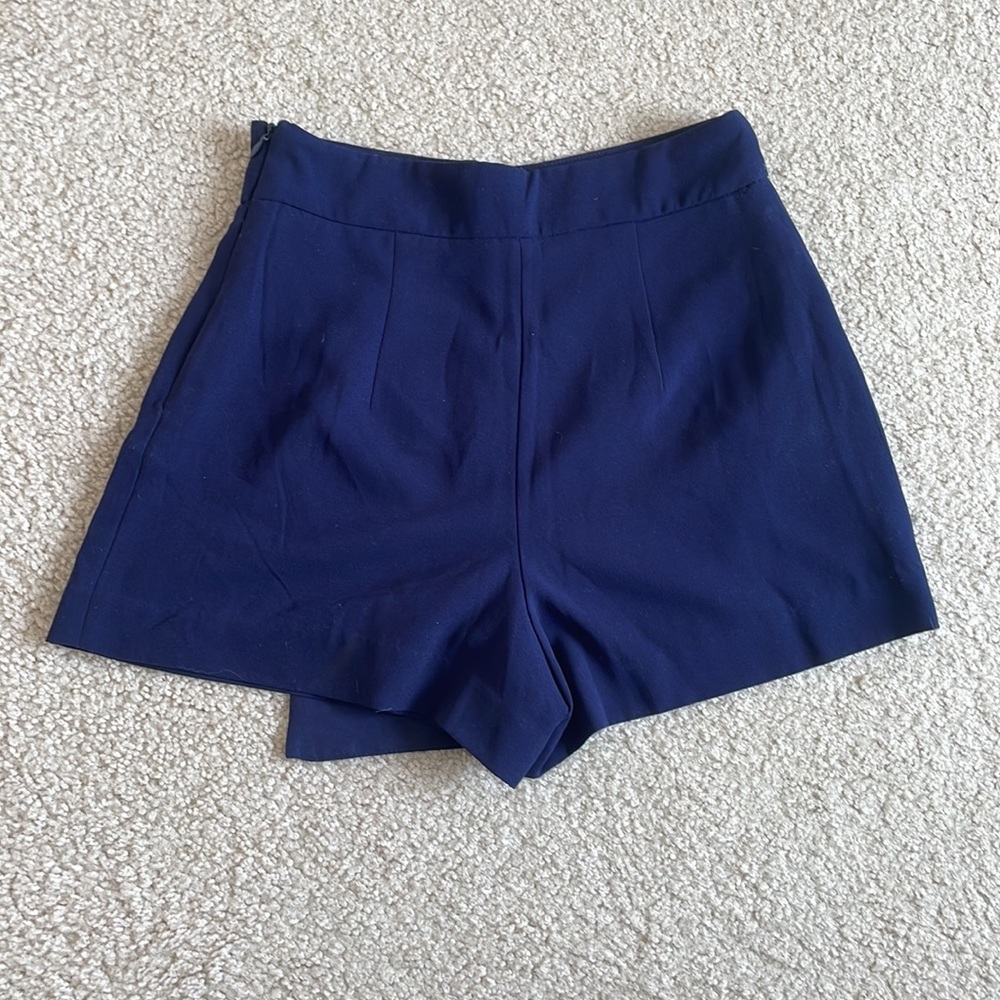 Navy skort!!! - Picture 2 of 2